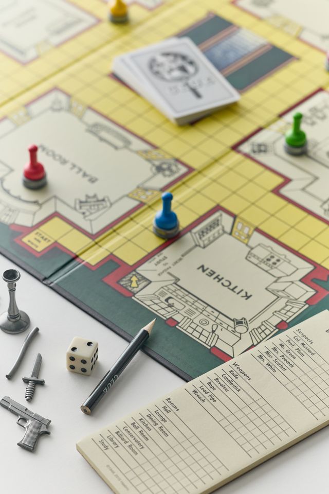 Clue Bookshelf Edition Board Game #2