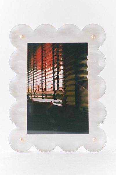 Tart By Taylor Scalloped Acrylic Picture Frame