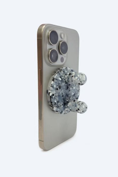 Bailey Hikawa Pokito MagSafe Grip & Stand