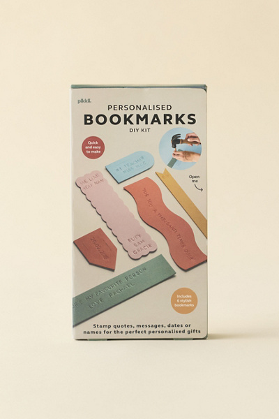 Pikki Personalized DIY Bookmark Kit