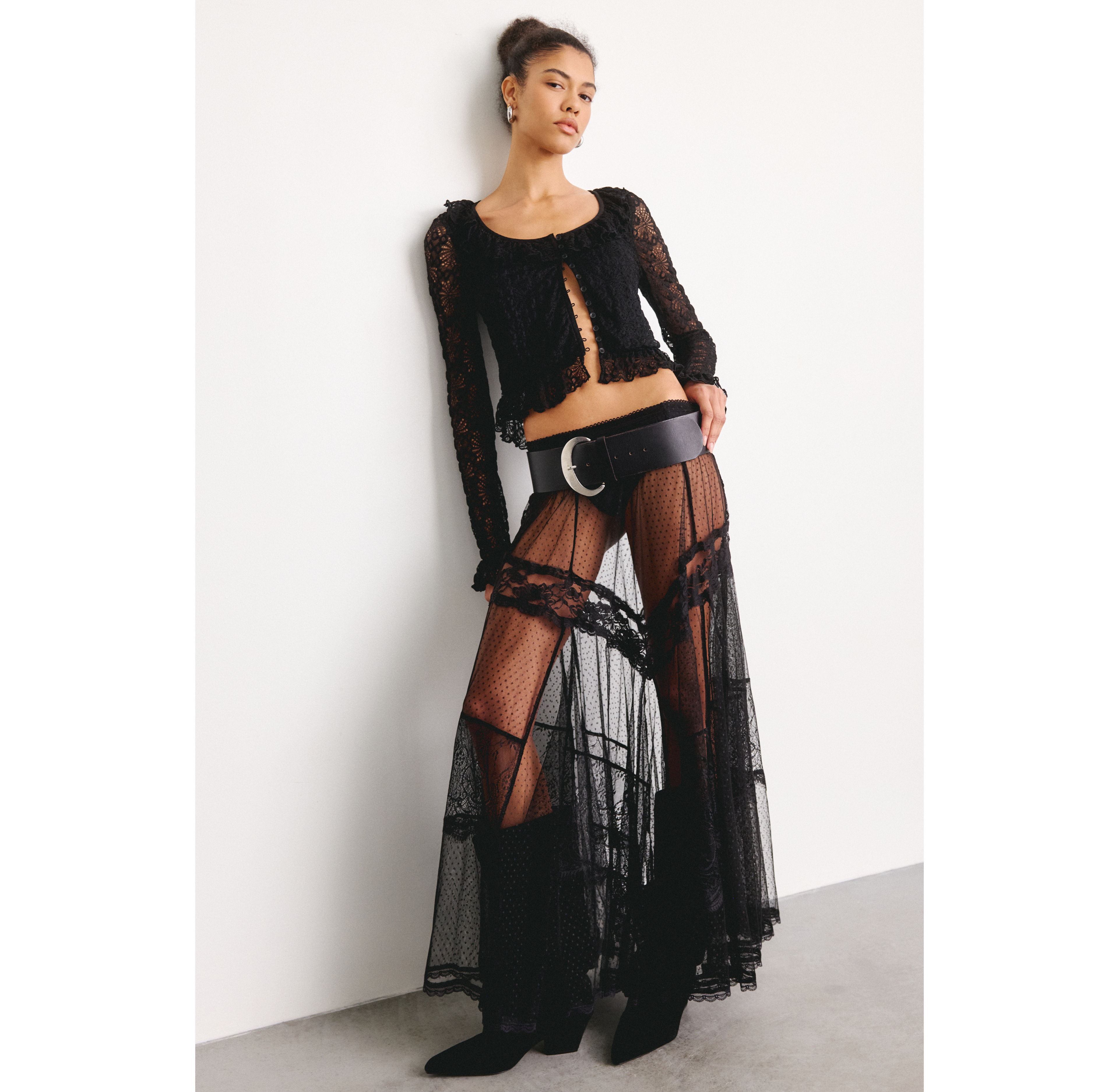 Kimchi Blue Callie Sheer Mesh Lace Trim Tiered Maxi Skirt