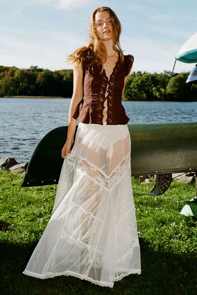 Kimchi Blue Callie Sheer Mesh Lace Trim Tiered Maxi Skirt