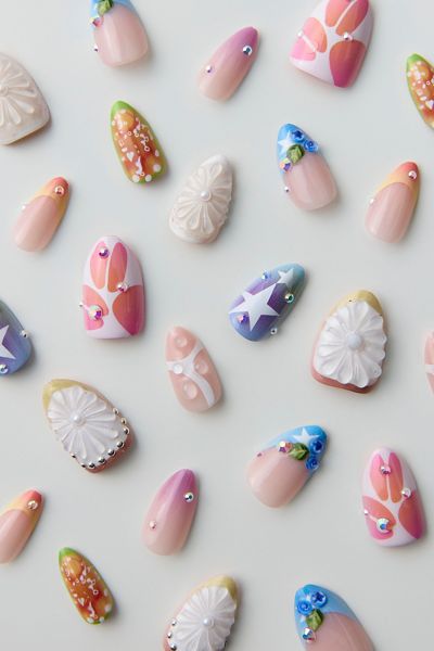 Never Have I Ever X KATSEYE WILD Press-On Faux Nail Set