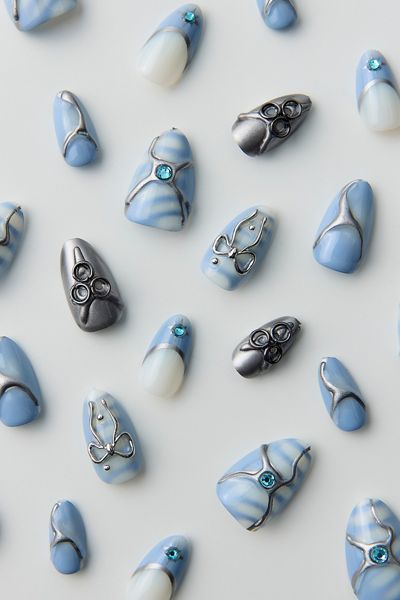 Never Have I Ever X KATSEYE WILD Press-On Faux Nail Set