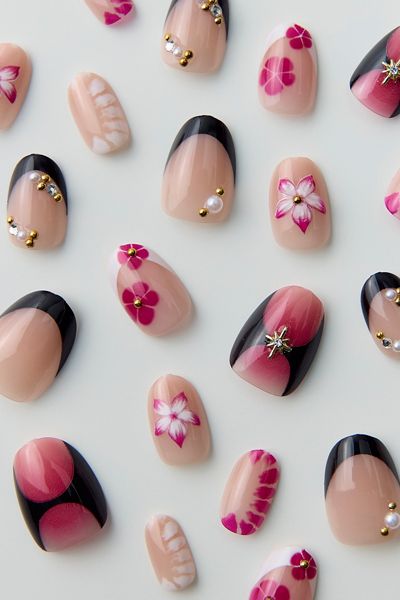 Never Have I Ever X KATSEYE WILD Press-On Faux Nail Set