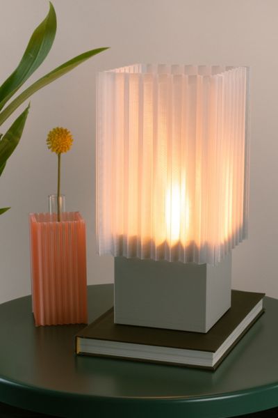 Honey & Ivy Verse Table Lamp