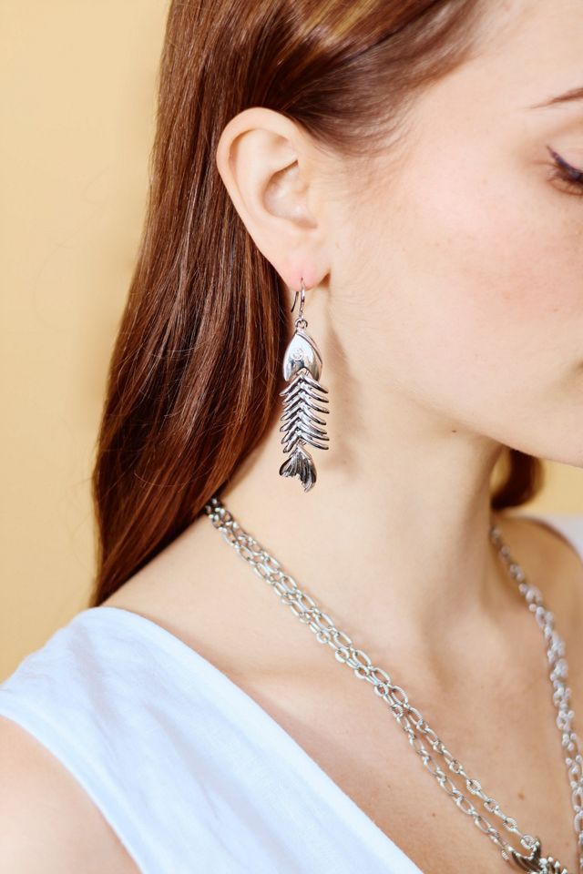 Petit Moments Fishbone Earrings #1