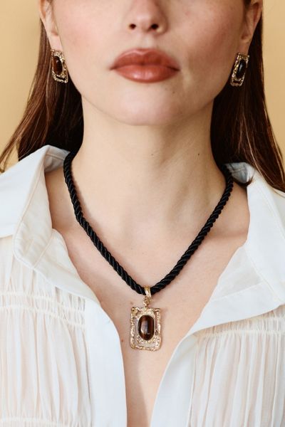 Petit Moments Coastal Gem Necklace