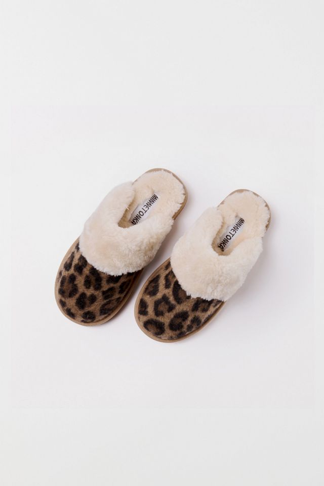 Minnetonka Chesney Leopard Print Suede Faux Fur Lined Scuff Slippers #4