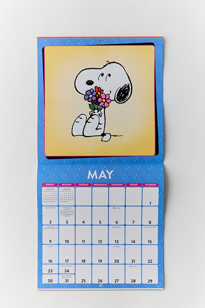 Peanuts Snoopy 2027 Wall Calendar