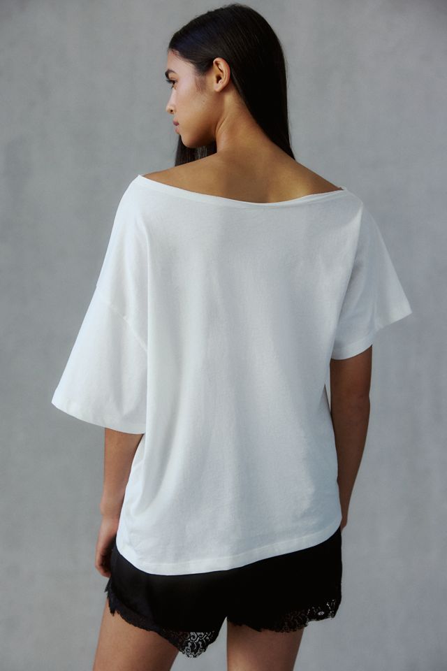 Spooky Cat Graphic Oversized Off-The-Shoulder Tee #3