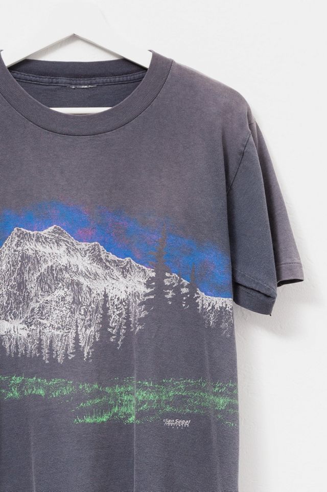 Vintage 1980s Distressed Black Mountain Graphic T-Shirt #2
