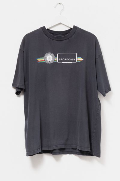 Vintage Y2K Distressed Black Graphic Broadcast T-Shirt