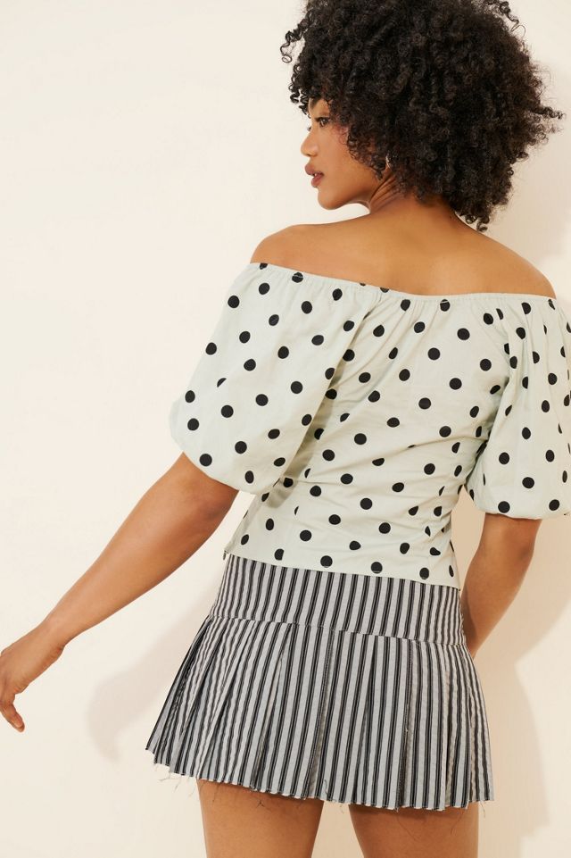 Lisa Says Gah Margaret Off-Shoulder Top #1