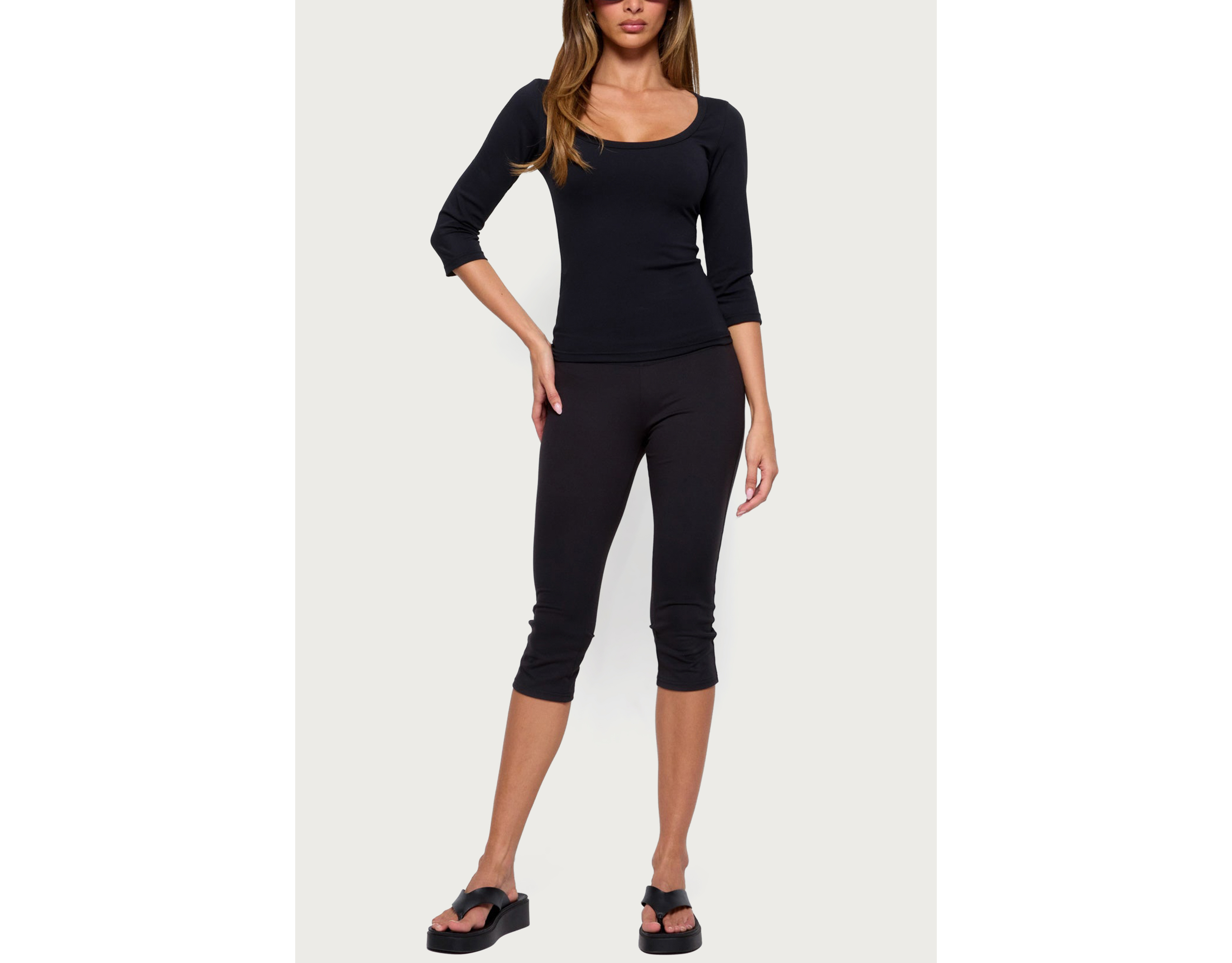 Edikted Desi Scoop Neck Three-Quarter Sleeve Top