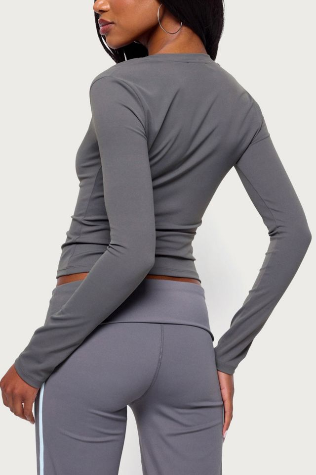 Edikted Ferne Long Sleeve V Neck Top #4