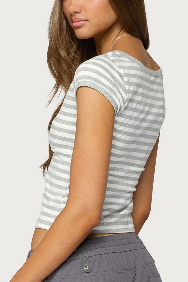 Edikted Laia Striped V Neck T Shirt #4
