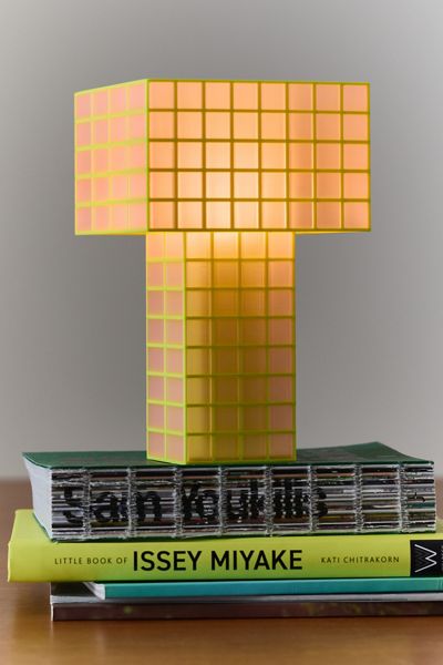 Tesser 5:8 Portable LED Table Lamp