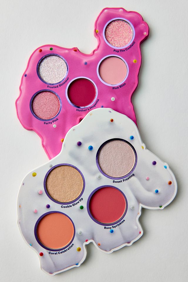 Kara Beauty X Mother’s Cookies Makeup Palette Set #2