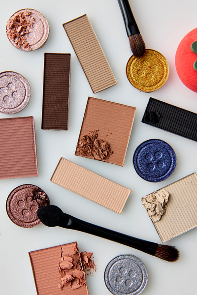 Kara Beauty X Royal Dansk Creative Beauty Palette Makeup Gift Set