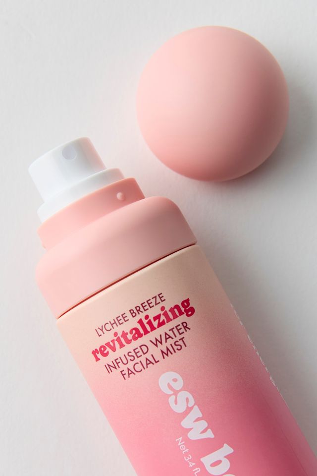 Brume faciale revitalisante à l'eau infusée ESW Beauty #1