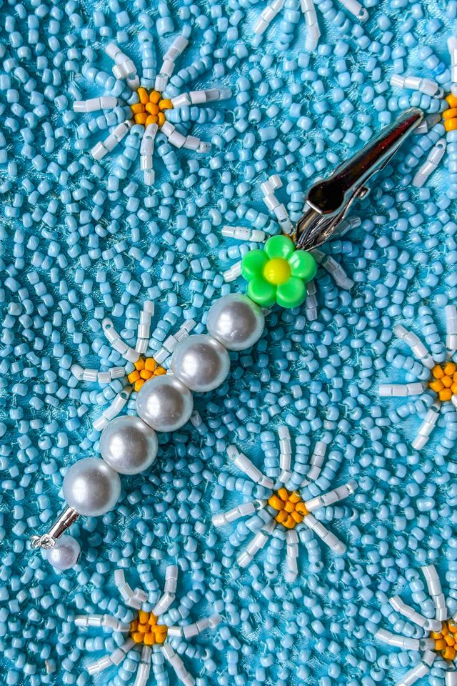 Burner Babe Flower Pearl J Clip #1