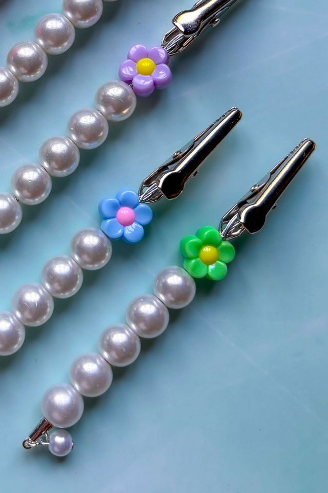 Burner Babe Flower Pearl J Clip #4