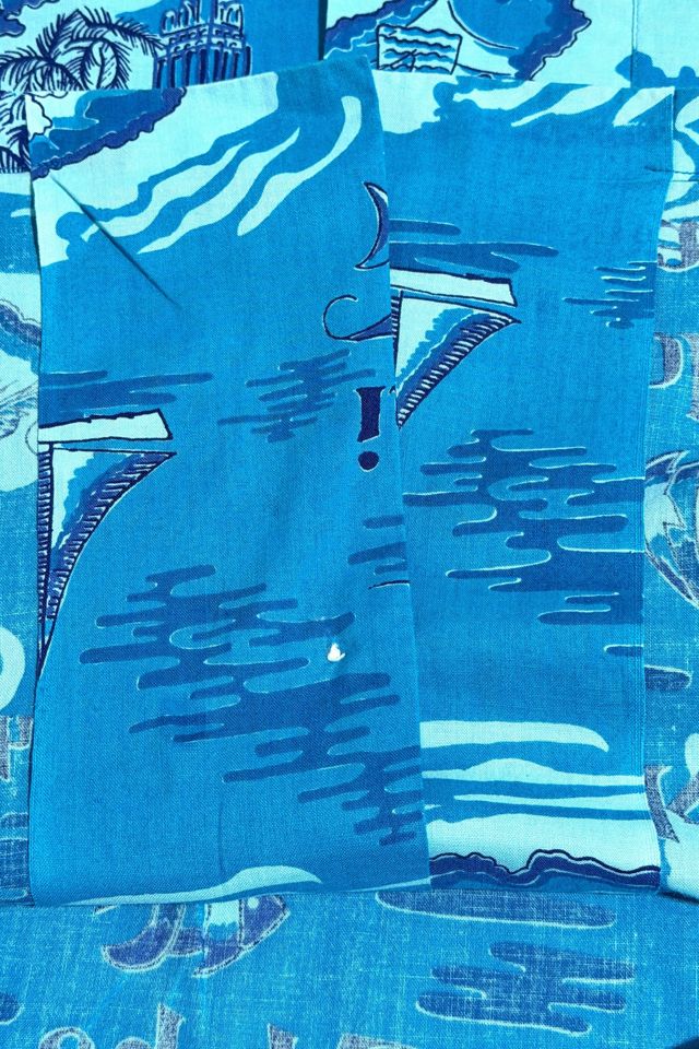 Vintage 1950's Hawaiian Islands Print Shirt #2