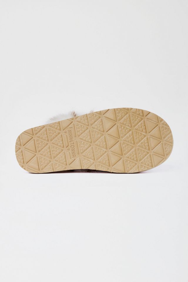 Minnetonka Chesney Hi Scuff Slippers #4