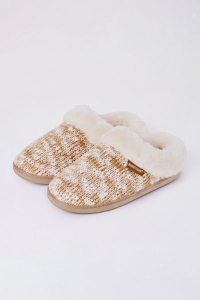Minnetonka Dina Clog Slippers