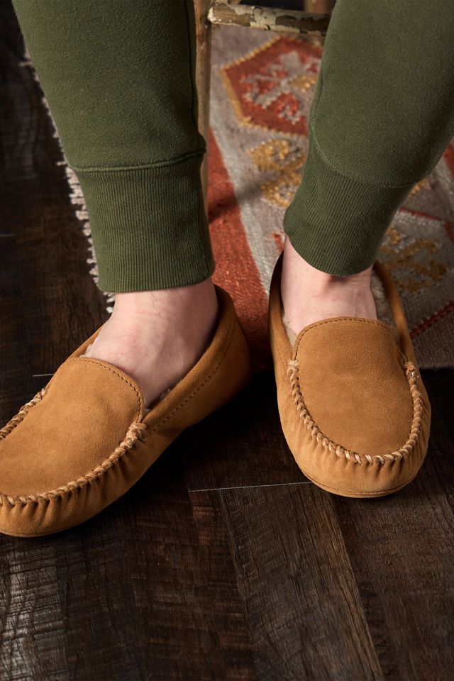 Minnetonka Suede Sheepskin Lined Softsole Venetian Slippers #1