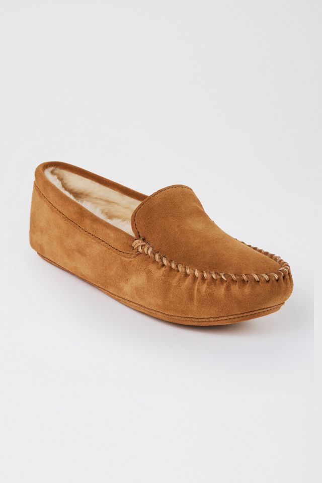 Minnetonka Suede Sheepskin Lined Softsole Venetian Slippers #3