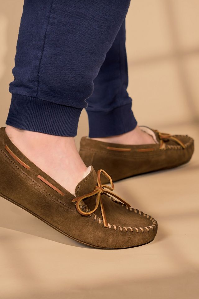 Minnetonka Suede Sheepskin Lined Softsole Slipper #1