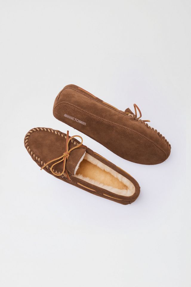 Minnetonka Suede Sheepskin Lined Softsole Slipper #3