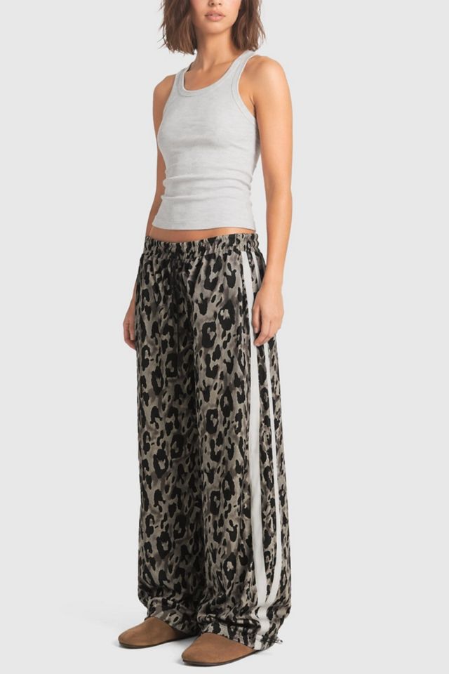 Aelfric Eden Leopard Stripe Baggy Barrel Sweatpants #1
