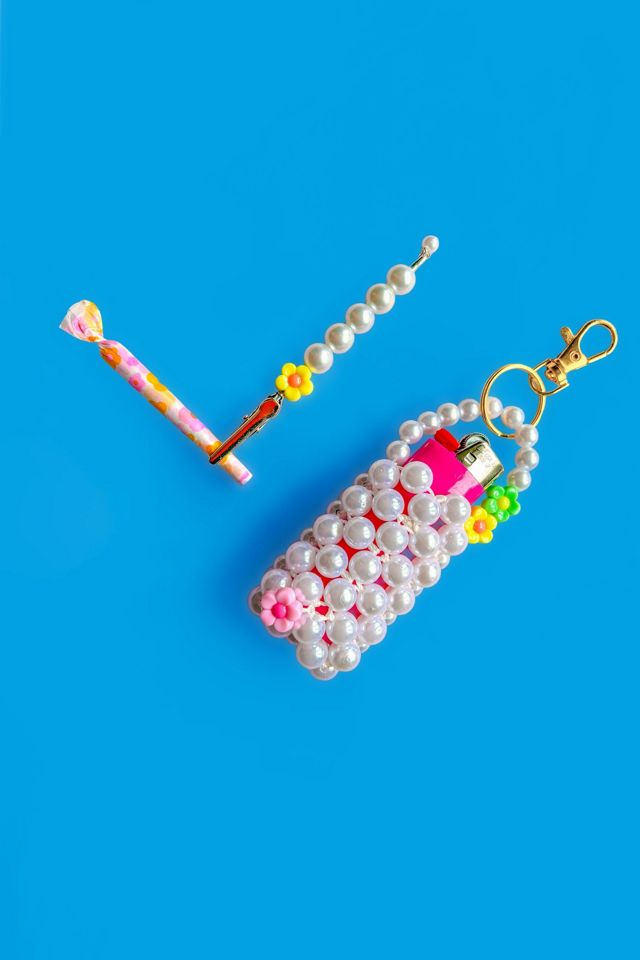 Burner Babe Pearl Lighter Bag Charm #4