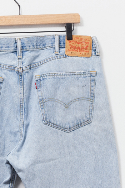 Vintage Y2K Levi’s® 505 Light Wash Distressed Denim Jeans