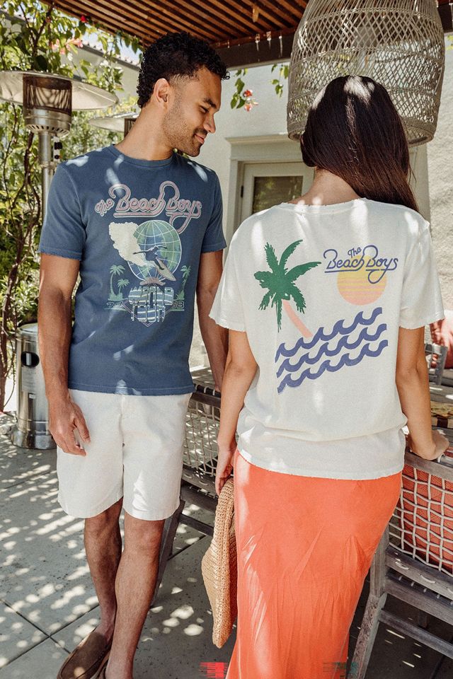 Junk Food Women's The Beach Boys Palm and Waves Vintage Tee #1