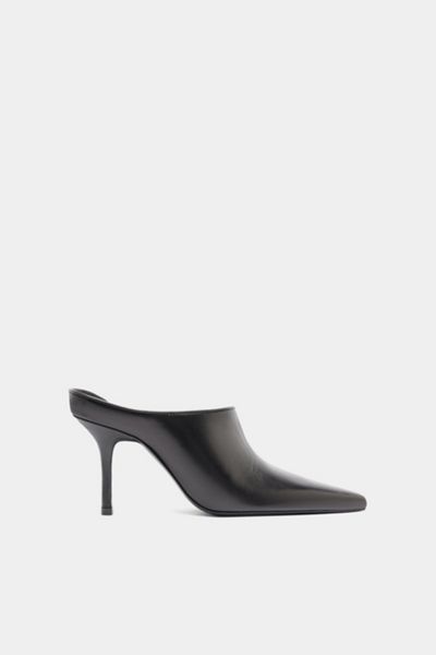 Schutz Abby Pumps