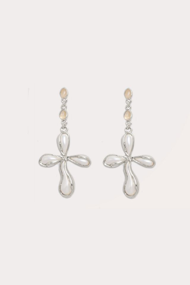 Petit Moments Amulet Earrings #1