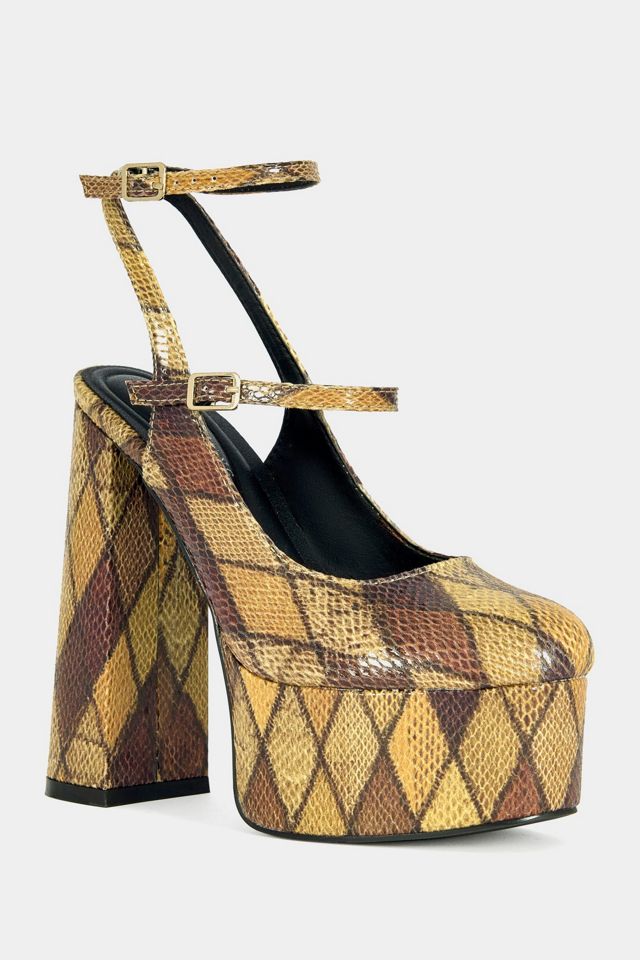 Azalea Wang Juliara Platform Pump #2