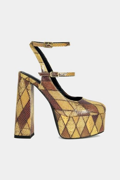 Azalea Wang Juliara Platform Pump