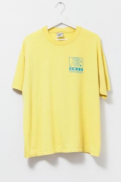 Vintage 1990s Distressed Soccer Graphic T-Shirt