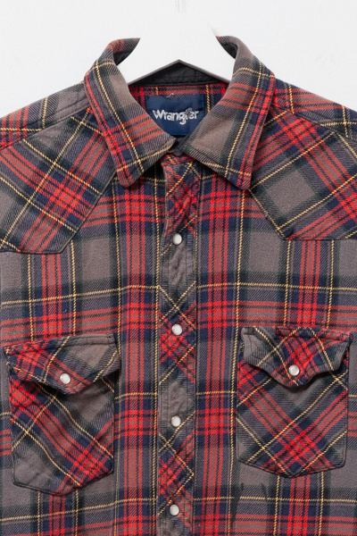 Vintage 1990s Distressed Wrangler Plaid Button-Up Shirt