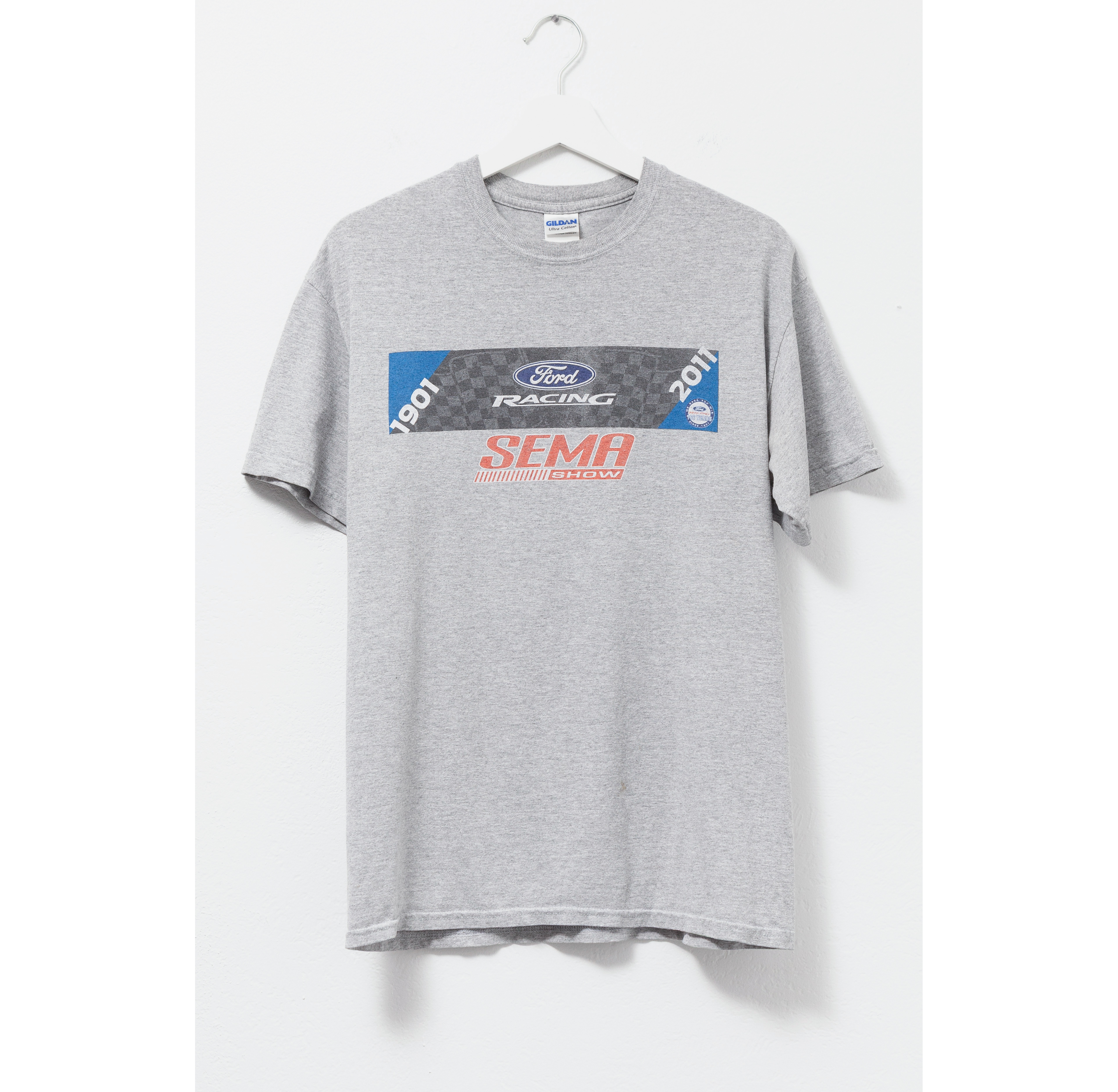 Vintage Y2K Distressed Ford Racing Graphic T-Shirt