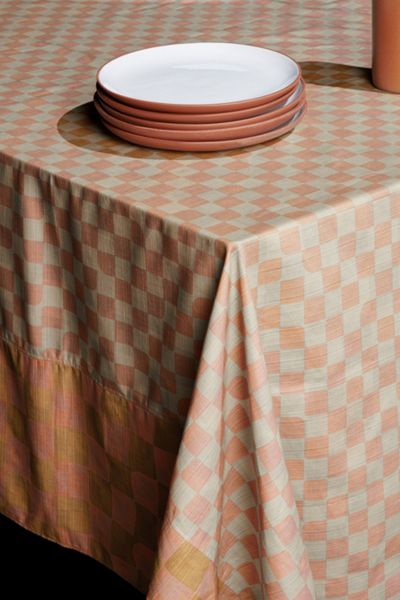 Tortuga Forma Reversible Checker Tablecloth