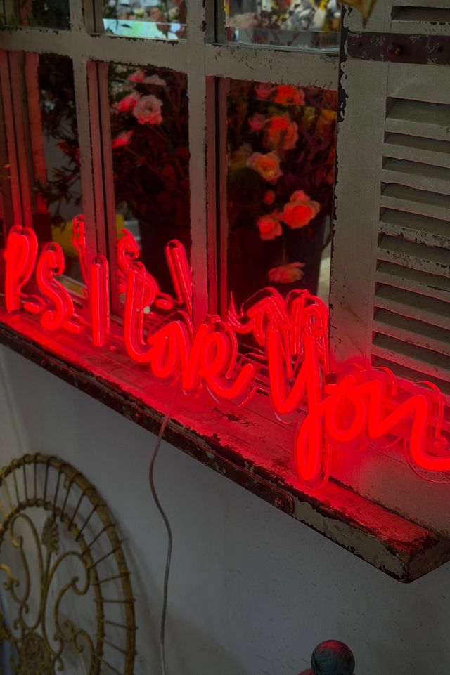 Echo Neon P.S. I Love You Neon Sign #1