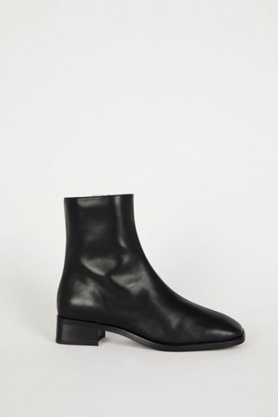 Intentionally Blank Tour Leather Boot