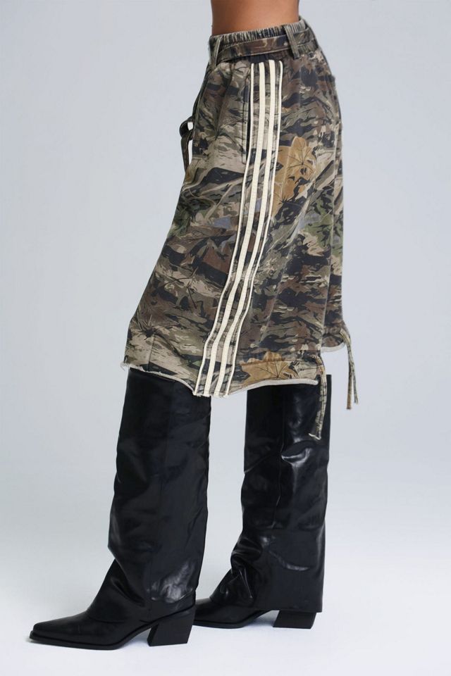 Miss Me Manhunt Camo Baggy Sweat Short #2