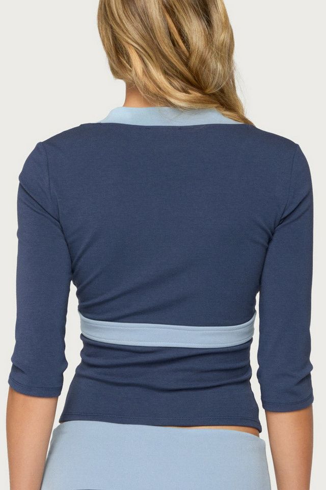 Edikted Zeala Three-Quarter Sleeve V Neck Top #4